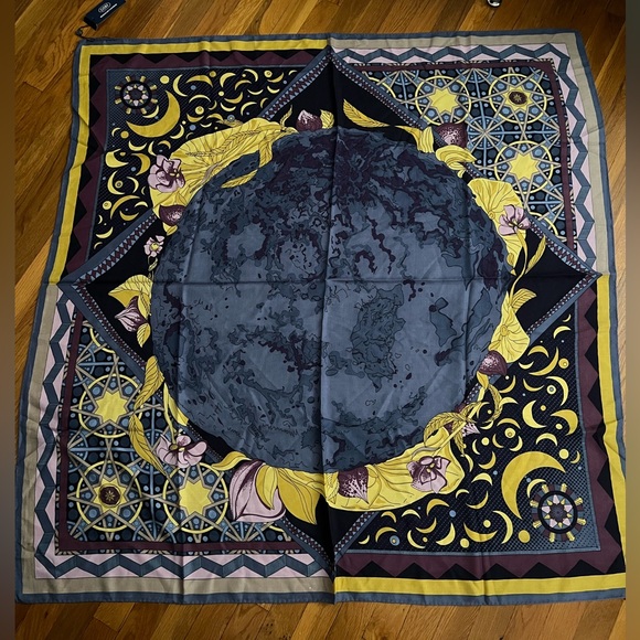 Gobi Mongolian Cashmere Scarf Shawl Wrap Printed Blue Yellow NWT - Picture 1 of 10
